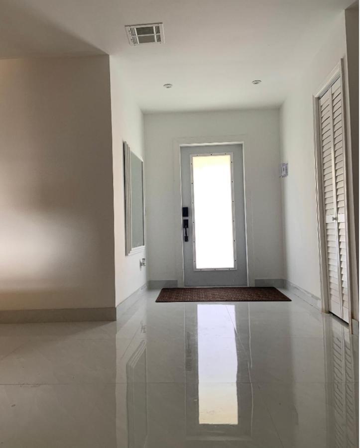 Room & Private Bathroom Boca Raton Ngoại thất bức ảnh