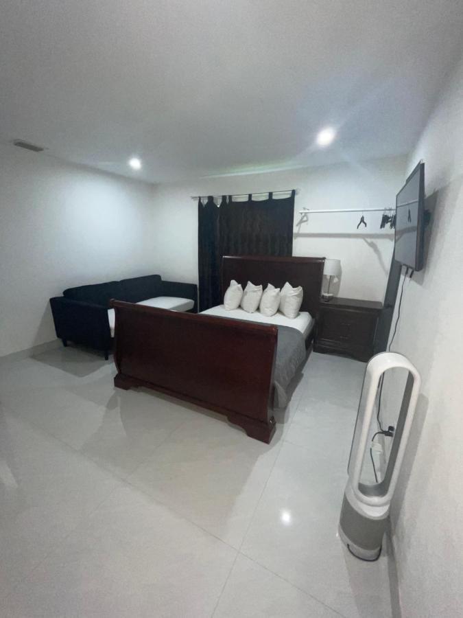 Room & Private Bathroom Boca Raton Ngoại thất bức ảnh